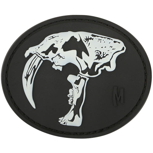 SABERTOOTH SKULL PATCH - MAXPEDITION, Patches, Military, CCW, EDC, Tactical, Everyday Carry, Outdoors, Nature, Hiking, Camping, Bushcraft, Gear, Police Gear, Law Enforcement